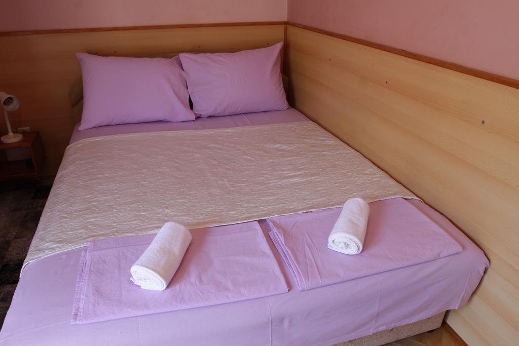 מוסטר Motel Han מראה חיצוני תמונה