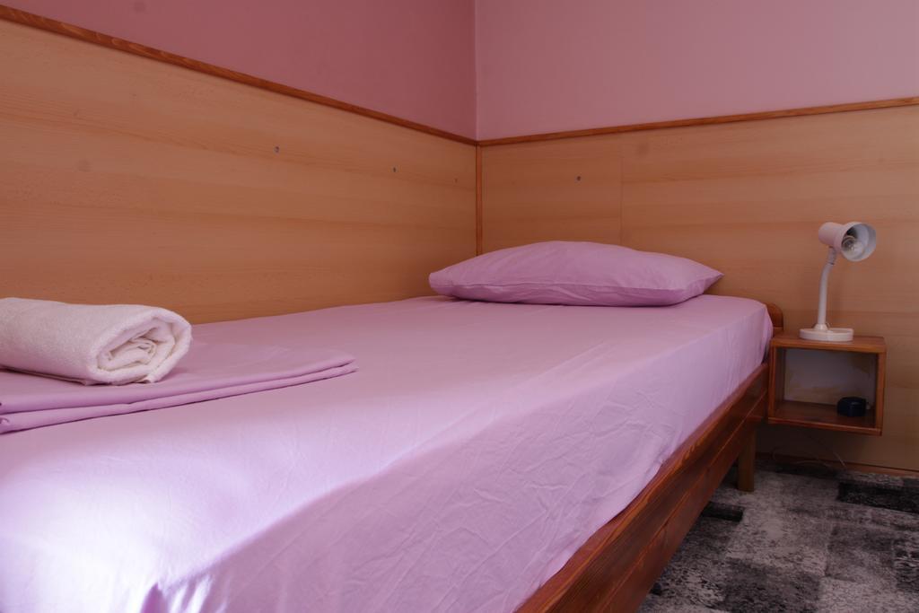 מוסטר Motel Han מראה חיצוני תמונה