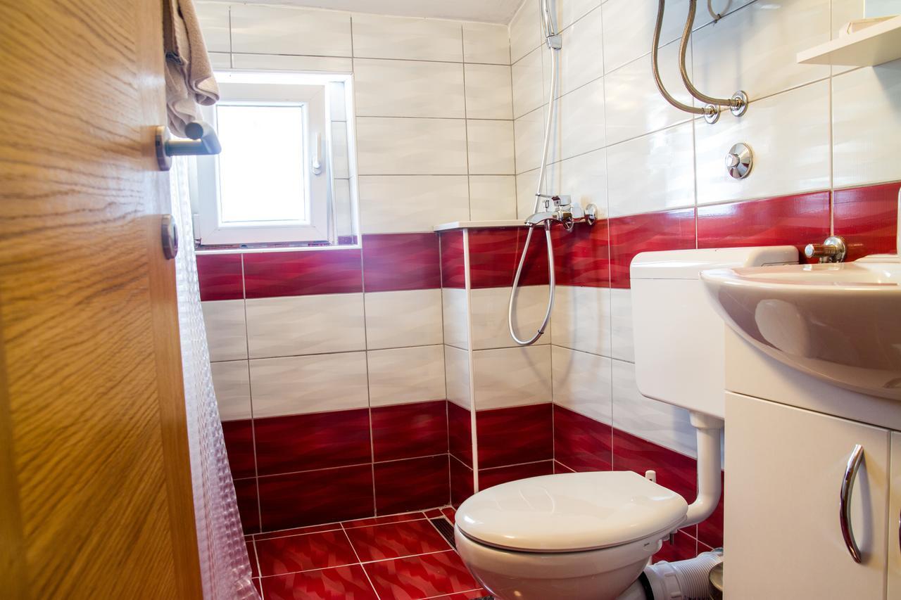 מוסטר Motel Han מראה חיצוני תמונה